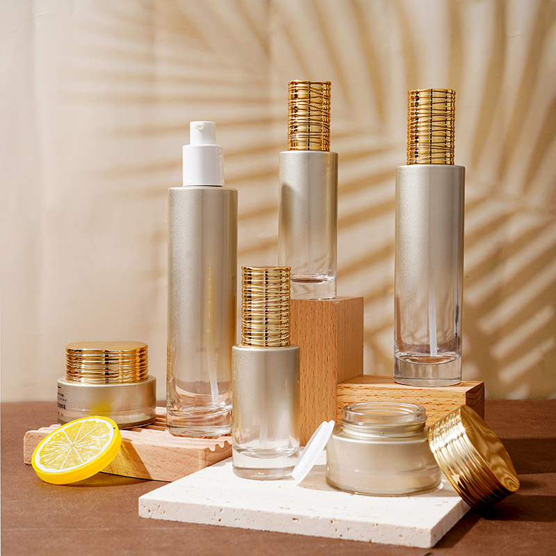 ขวดแก้วเซรั่มพร้อมฝาขัดเงาไฟฟ้า ขวดแก้วเซรั่มพร้อมฝาขัดเงาไฟฟ้า