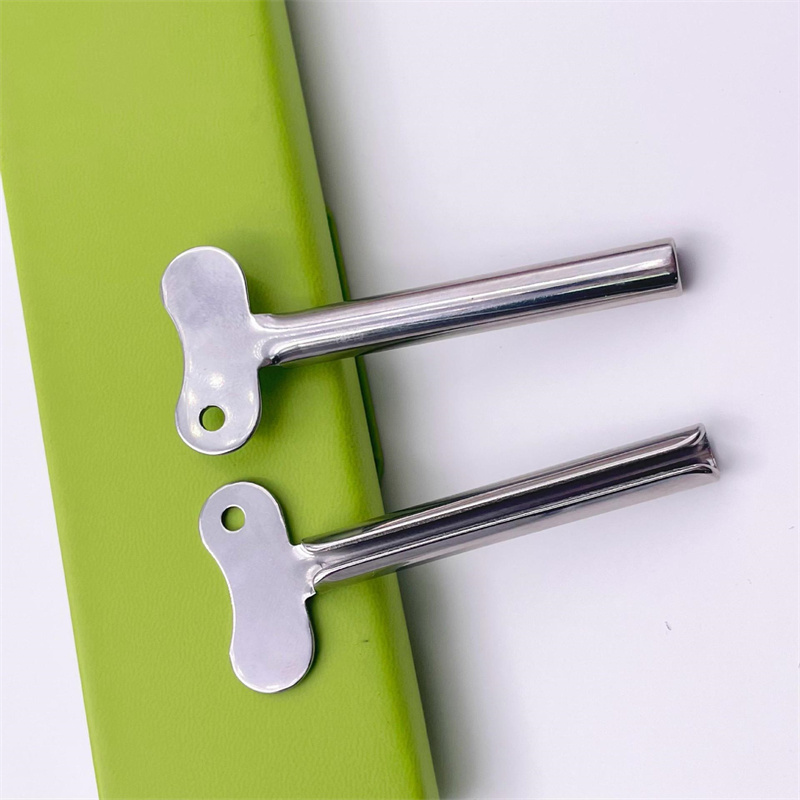 วงแหวนรูปกุญแจเงินสแตนเลสโลหะเครื่องจ่ายยาสีฟันครีมหน้าหลอดคั้น วงแหวนรูปกุญแจเงินสแตนเลสโลหะเครื่องจ่ายยาสีฟันครีมหน้าหลอดคั้น