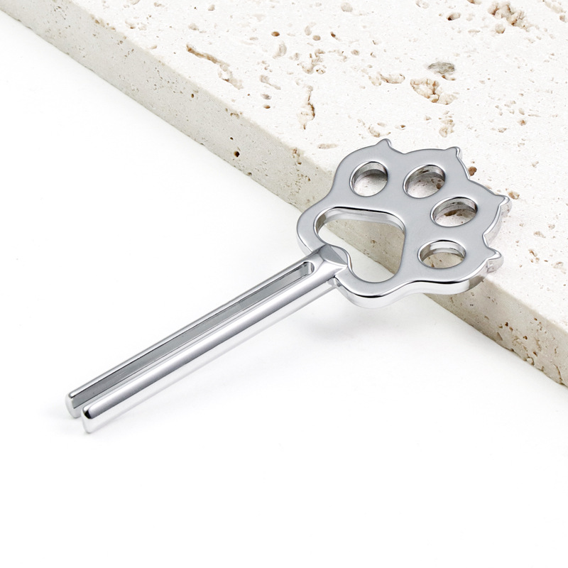 การออกแบบที่เป็นเอกลักษณ์ของคั้นท่อโลหะผสมสังกะสีรูปอุ้งเท้าแมวสำหรับอาหารแมว การออกแบบที่เป็นเอกลักษณ์ของคั้นท่อโลหะผสมสังกะสีรูปอุ้งเท้าแมวสำหรับอาหารแมว